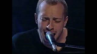 Coldplay performing Everything's Not Lost live at The Chapel in 2001