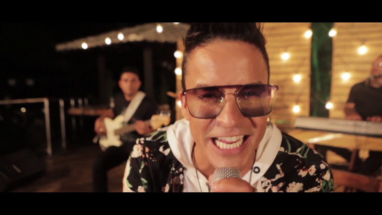 Deniel Velutti - Mega Fone - Clipe Oficial - (Arere Filmes)