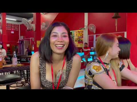 Pattaya: Soi Buakhao | Pretty Ladies “Classroom” in Pattaya