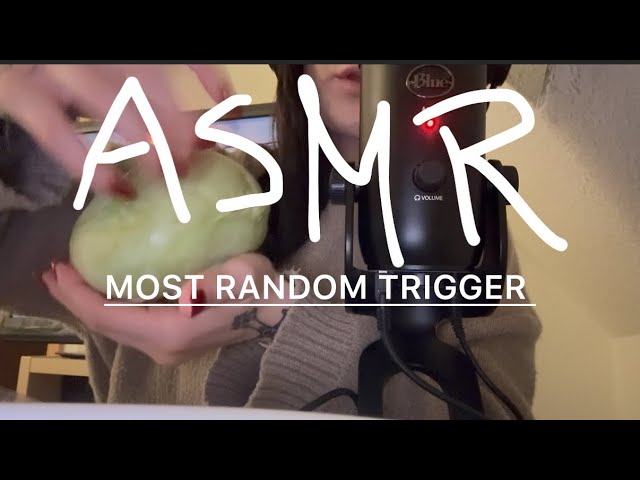 First asmr video in 2026 - random trigger w/whispering [german]