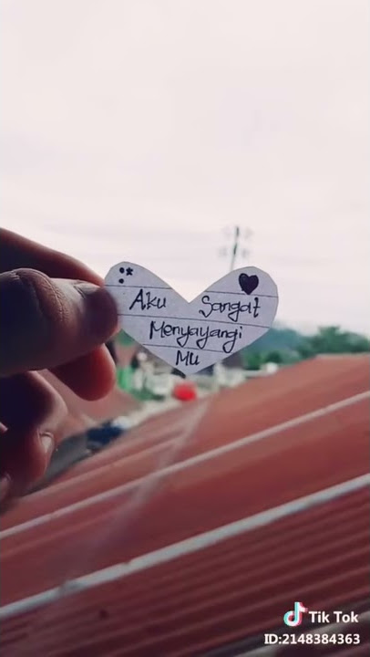 Tiktok romantis