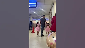 حبيبتي وصاحبتي وبنتي المؤنسات الغاليات سيرين وايلين 