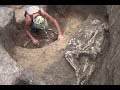 Во время раскопок на юге России обнаружены обнимающиеся скелеты (новости) http://9kommentariev.ru/