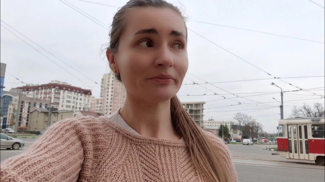 Харьков. 7.04.23 Военторги и ритуальные услуги заполонили улицы 🤯 - YouTube