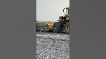 SDLG H965 Matadors Wheel Loader Pushing Rock On Construction .