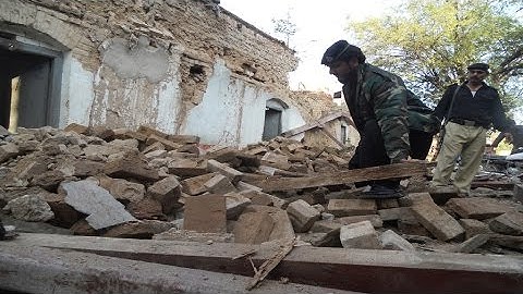 South Asia earthquake: more than 150 killed in Pakistan and 30 in Afghanistan
