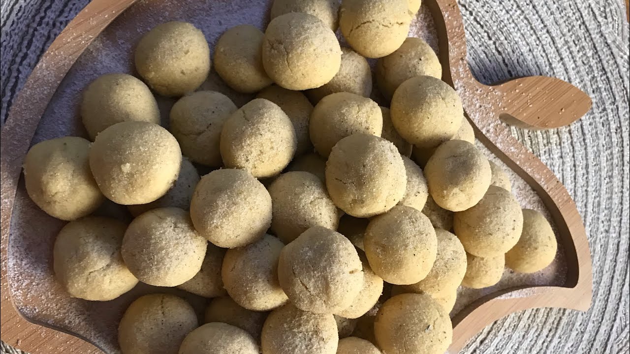 غريبة بدقيق الحمص هشة ولذيذة