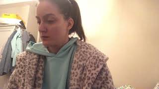 Annemizin Online Işini Hallederken Içimizden Çıkan Canavar