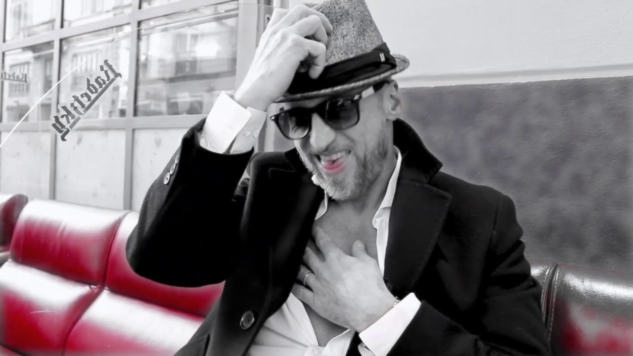 Alegi A Milano videoclip - YouTube