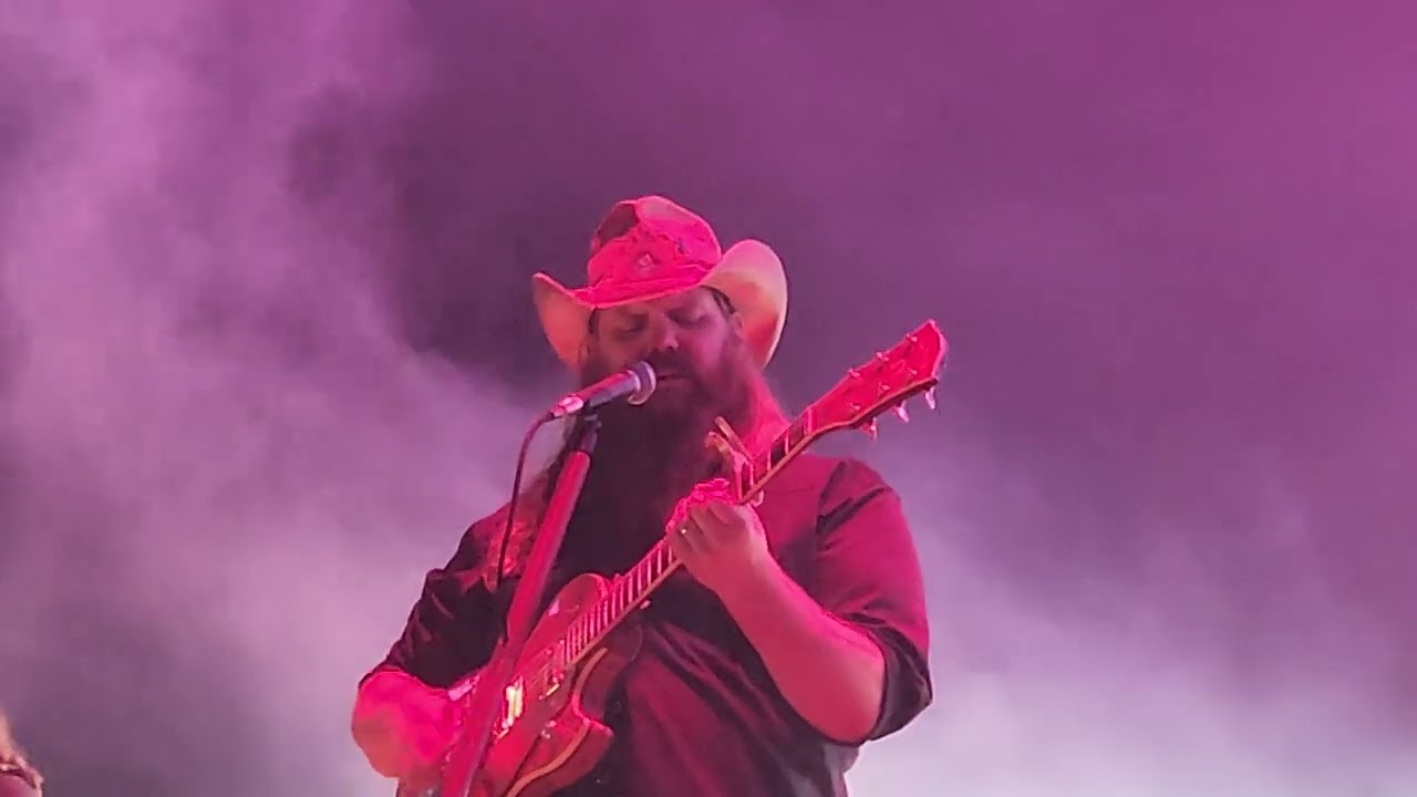 White horse Chris Stapleton Live at the Amphitheater in Tampa