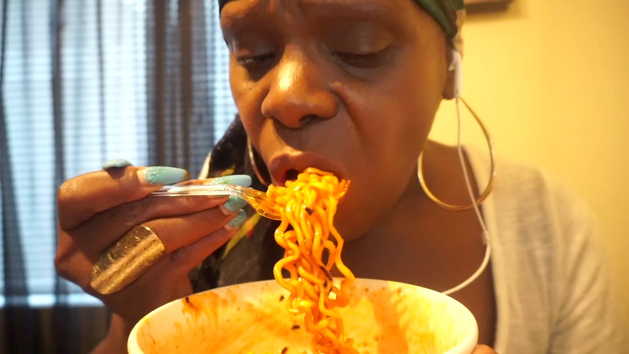 Ramen Noodles ASMR Eating Sounds/Extreme Spicy/Challenge YouTube