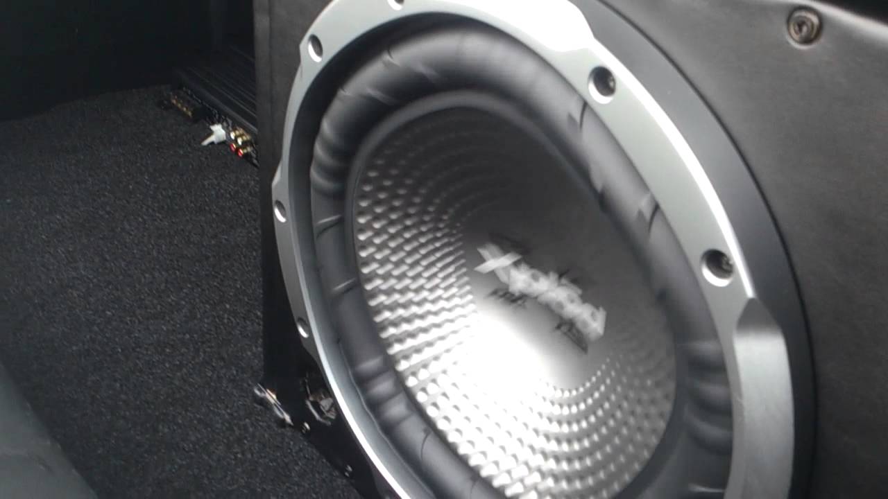 Sony Xplod 700W + Altavoz Xplod 1300W - YouTube