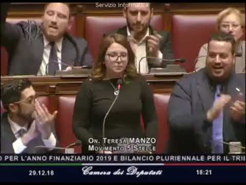 Risultati immagini per TERESA MANZO 5 STELLE