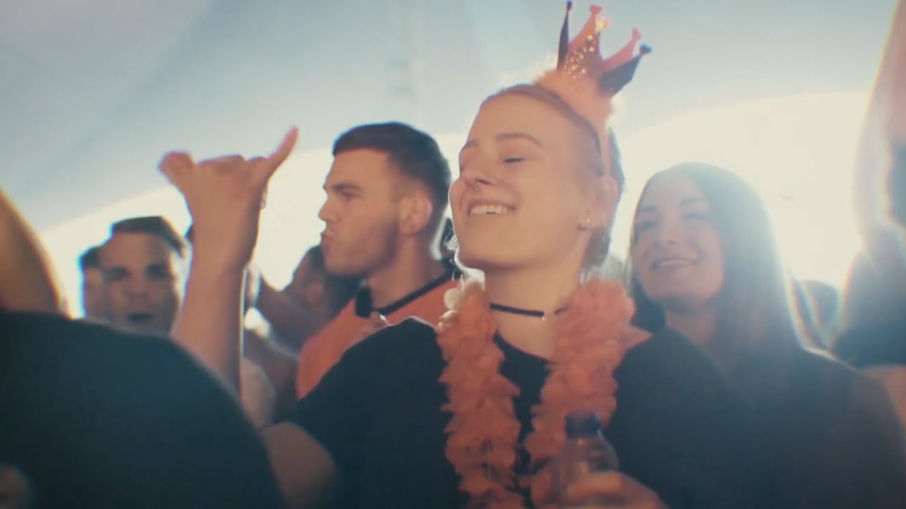 Guarda Maissouille & Andy the Core - Lust (Official Video) su YouTube Guarda Maissouille & Andy the Core - Lust (Official Video) su YouTube