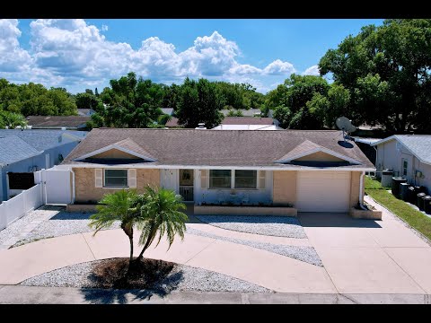 7114 Mayfield Dr, Port Richey, FL home video tour