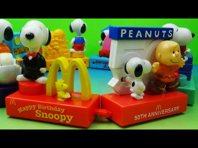 2000 SNOOPY 50th ANNIVERSARY PARADE PEANUTS CELEBRATION set of 8 McDONALD'S  HAPPY MEAL COLLECTION