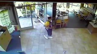 Help Boynton Beach Police ID Panera Bread Purse Thief