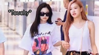 Chaennie can't keep their hands to themselves