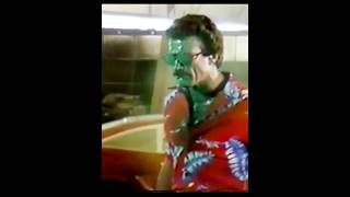 Tom Selleck 1983 Magnum P.i. - Fun On The Set