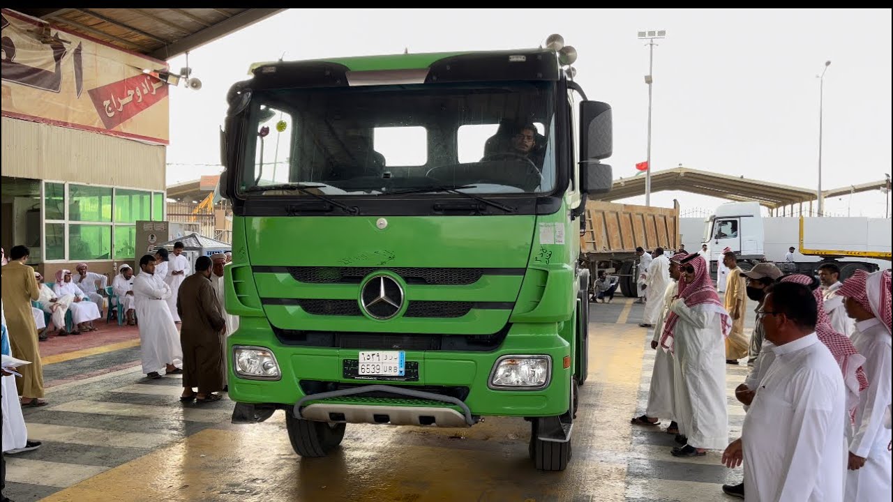 اكتروس MP3 2010  4x4 السوم واصل 166 الف #شاحنات #مرسيدس #تريلات #الرياض #بوز #قلابات #حراج_الفريج