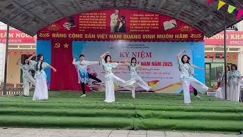 Múa đặc sắc "Made in VietNam" do học sinh lớp 9A1 năm 2025-2026 biểu diễn