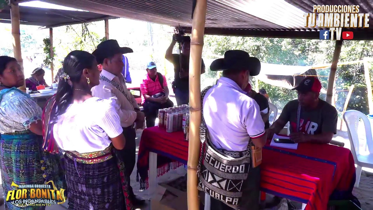 FIESTA EN HONOR A SAN SIMON EN CASA DE KENDY DE LEON Y PABLA DE LEON EN TUNAJA II, ZACUALPA