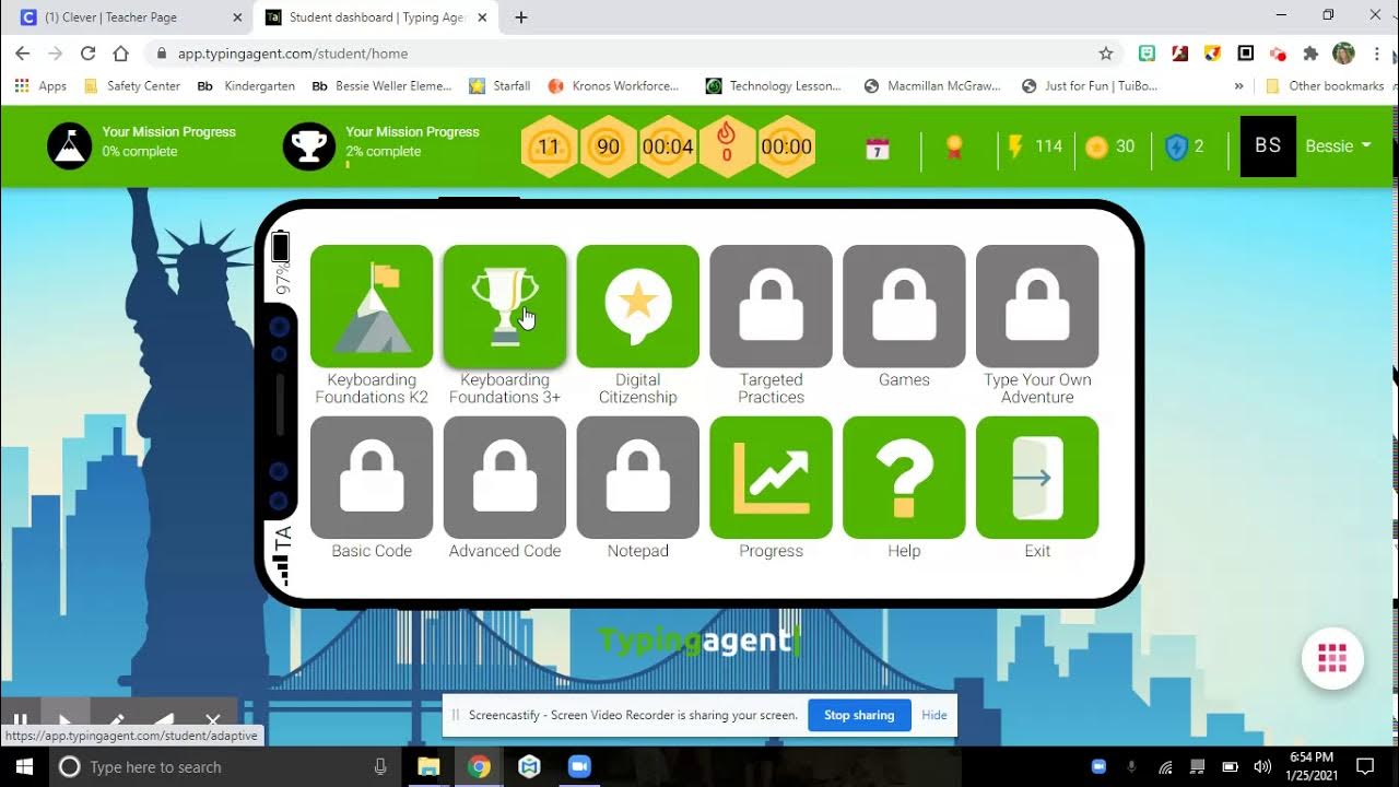 Женские руки печатают на клавиатуре. Девушка программист. Typing. Печатает на клавиатуре. Typing agent.