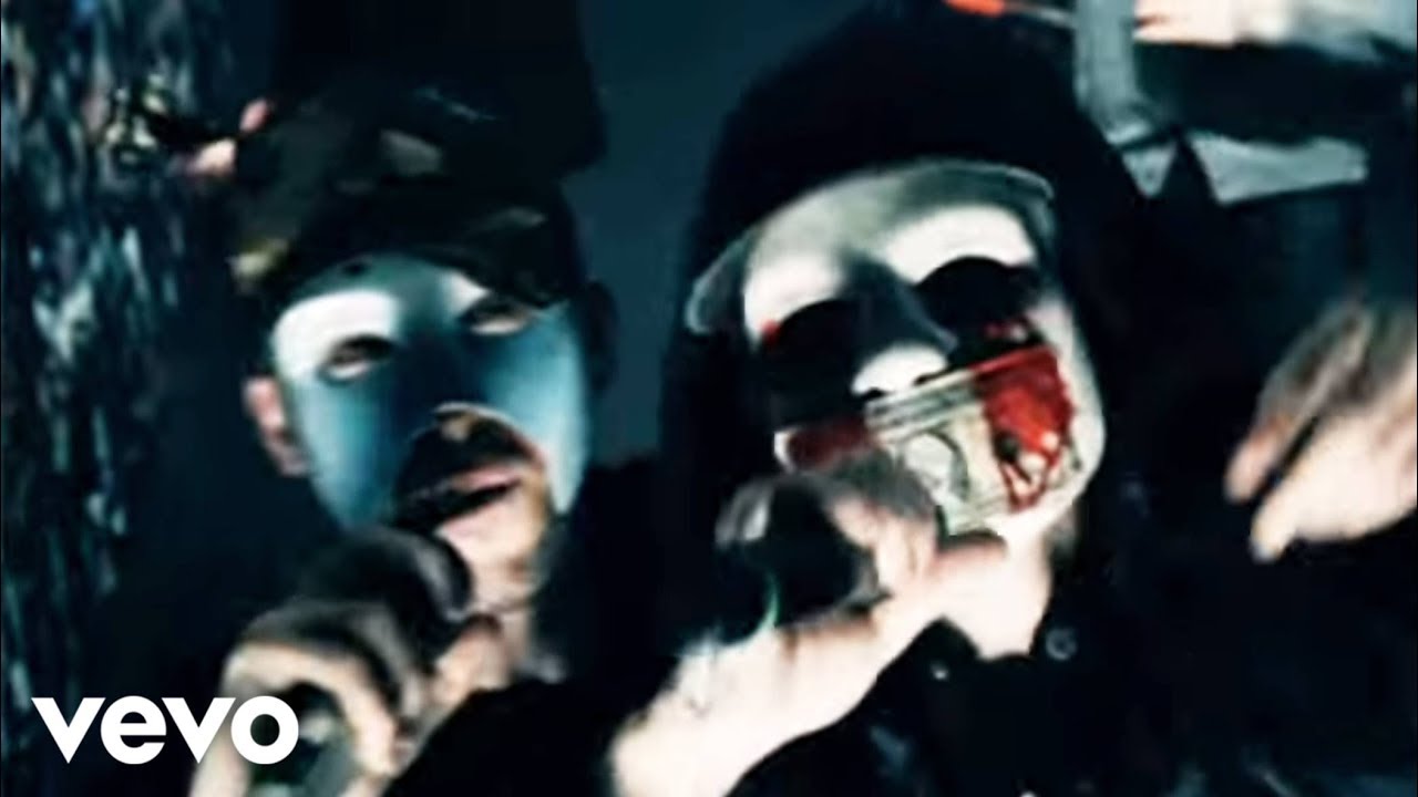  Hollywood Undead - Young (Official Video)