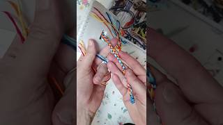 Tutorial Kumihimo Bracelet with Square Section (24 threads)