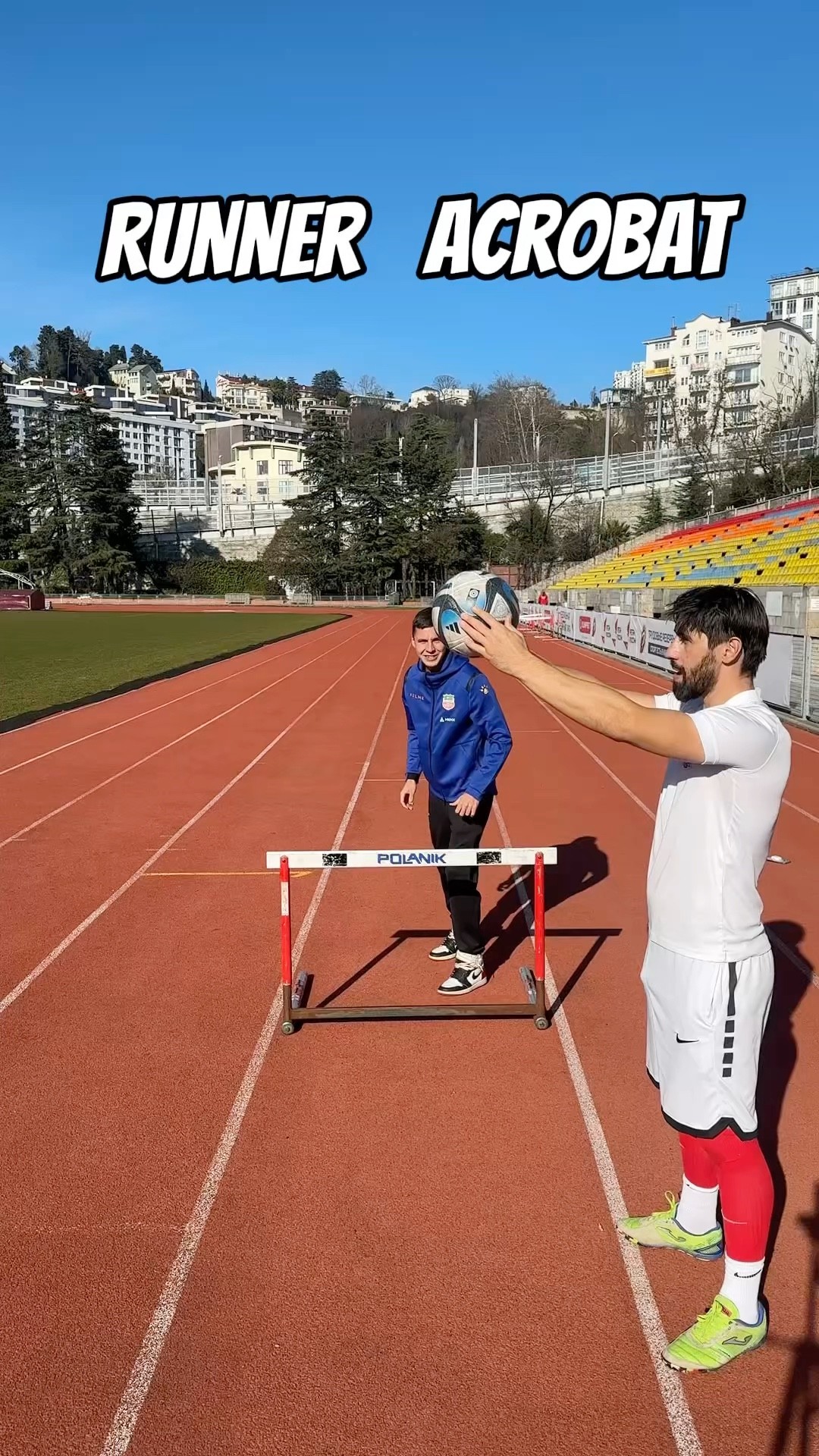 ❌? RUNNER VS ACROBAT | OBSTACLE CHALLENGE ?