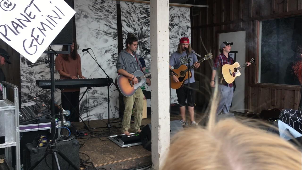 Kash'd Out - So Blessed (stripped down version) (Cali Roots, Monterey CA, 5-26-17) Kash'd Out - So Blessed (stripped down version) (Cali Roots, Monterey CA, 5-26-17)