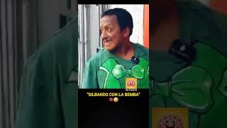 Silbando con la bemba 💀😂 #shorts #humor #peru #Rieterapia