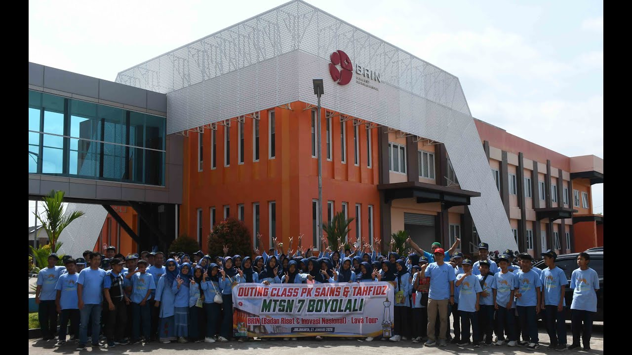 MTsN 7 BOYOLALI KEGIATAN KELAS PK GOESTO JOGJA BRIN - JEEP KALIURANG