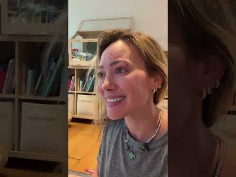 Hilary Duff stories April 19, 2026