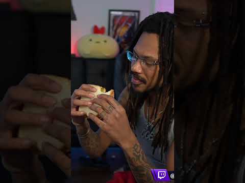 I Tried A Peanut Butter & PICKLE Sandwich...🥒🥒🥒 #bodycam #thegreatdepression #shorts