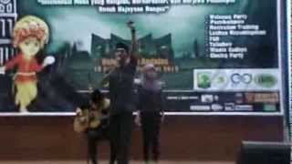 Musikalisasi Puisi 'Pesan Sang Ibu' Oleh Suleman #LKMMTM2014 Universitas Andalas, Padang.