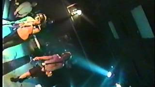 smooth up in you  Robby Karras drumming with the Bulletboys 1997