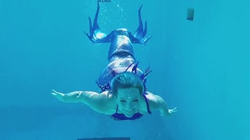 Mertailor Spellbound Lotus Swimming