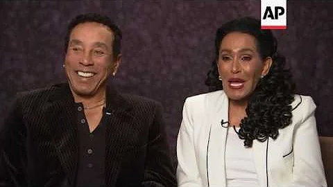 Music legend Smokey Robinson credits his healthy l...