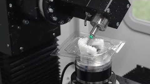 Demonstration of clear aligner trimming machine KA-200