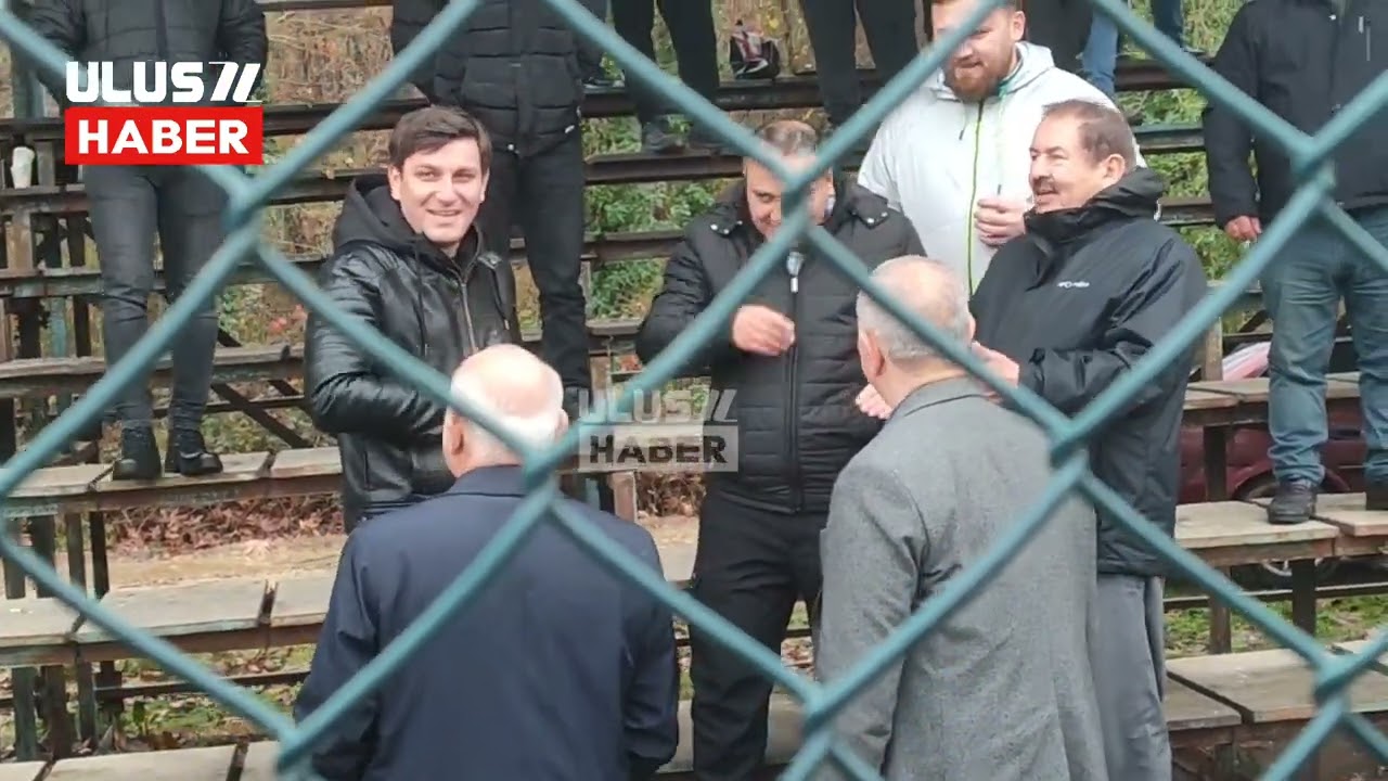 Ulus Çınarspor kendi sahasında çok gergin müsabakada  karşılıklı 10'ar oyuncularıyla 2 - 2 berabere.