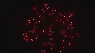 4号红拉手带白闪芯 5 inch red crossette with white strobe pistil