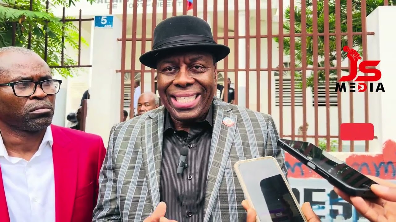 Mèt Mario Delcy yonn nan Avoka kap defann fanmi mèt Albert Joseph te pale ak laprès 