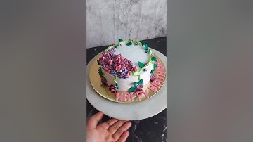 floral cake🌺🌼decorating with beautiful flowers💐😍#cakestudio #floralcake #viral