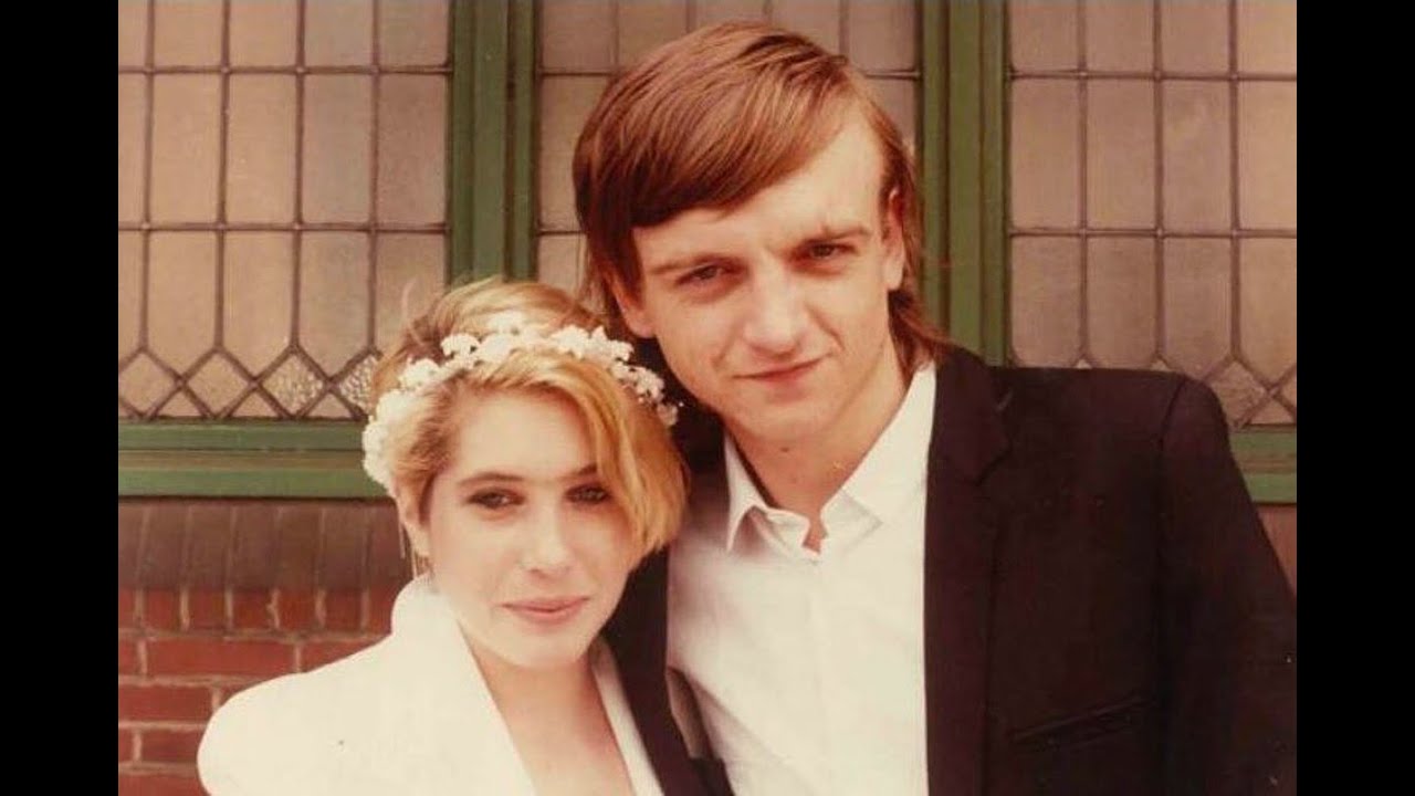 輸入盤７インチ　THE FALL freeRANGE Mark E. Smith MARK E SMITH AND THE FALL PART 1 REMASTERED - YouTube