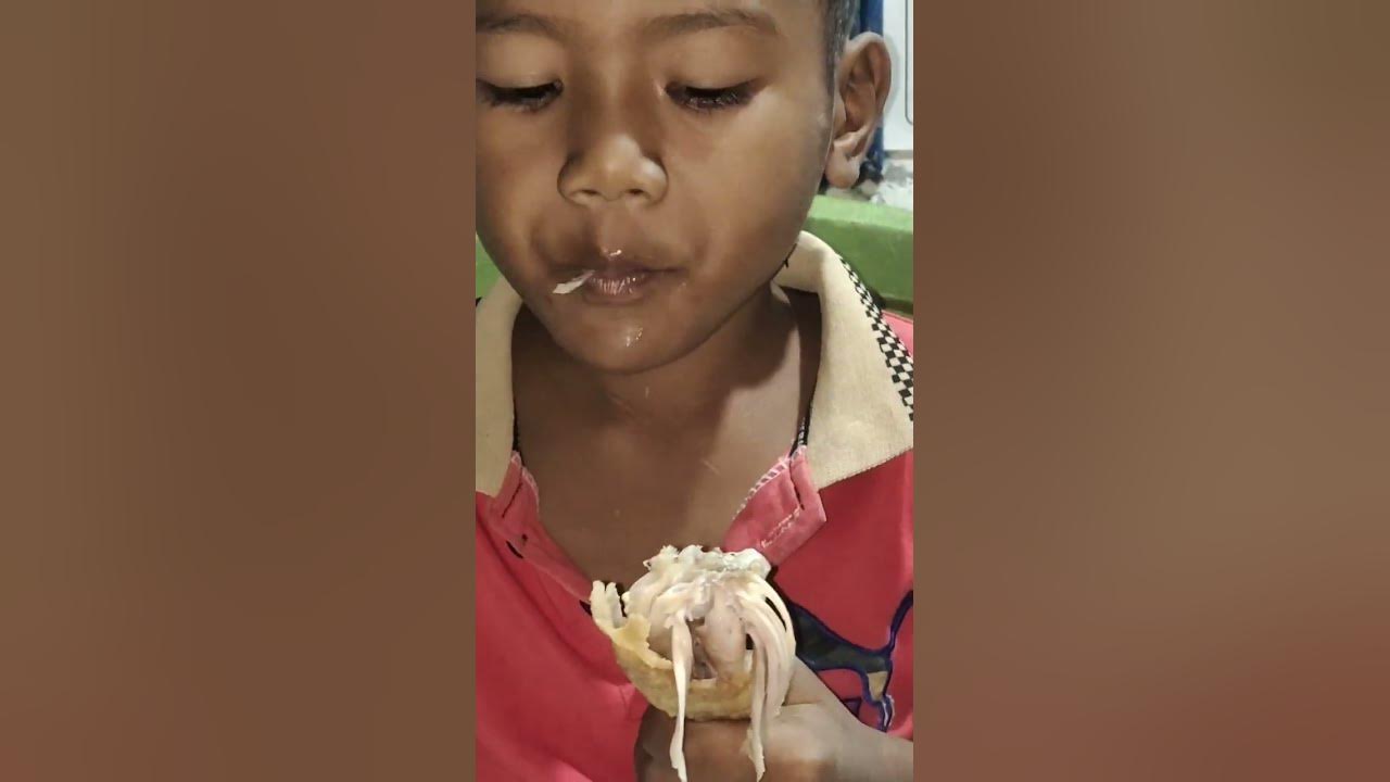 baby-eat-chicken-youtube