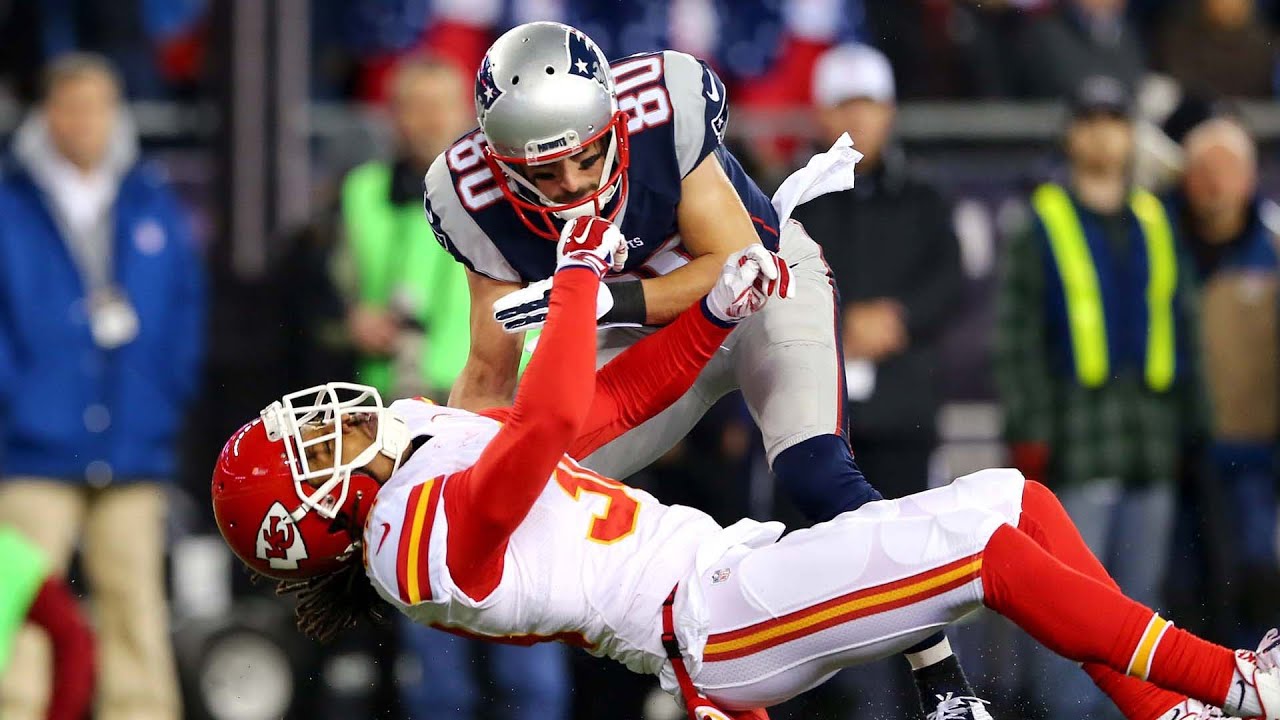 Danny Amendola Delivers Brutal Hit on Jamell Fleming