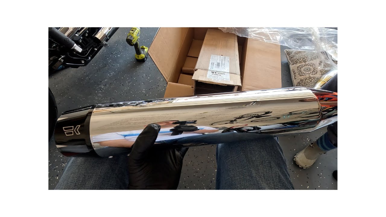 Khrome Werks Install on Harley Breakout117