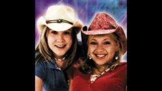 Video thumbnail of "Cristal y Wendy Mi Vida esta confiada en Dios"