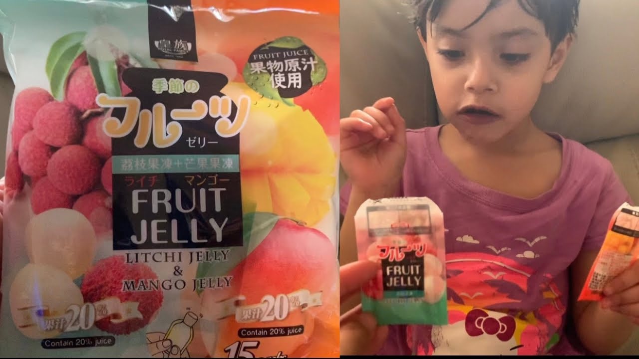 Trying new Jelly of ROYAL FAMILY FRUIT JELLY LITCHI & MANGO Fruit Juice Made in Taiwan
